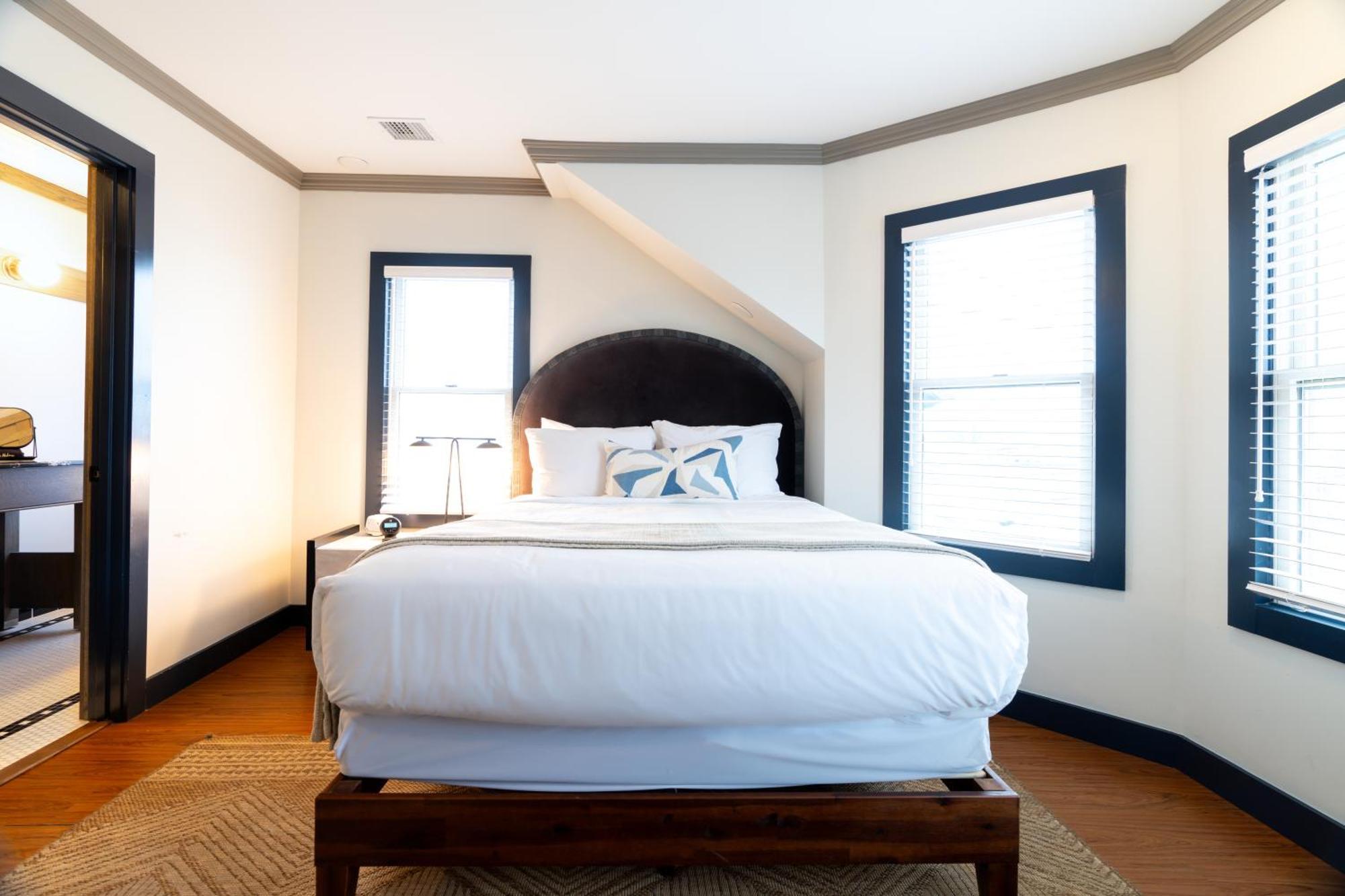 אוק בלאפס The Morgan Hotel Martha'S Vineyard מראה חיצוני תמונה