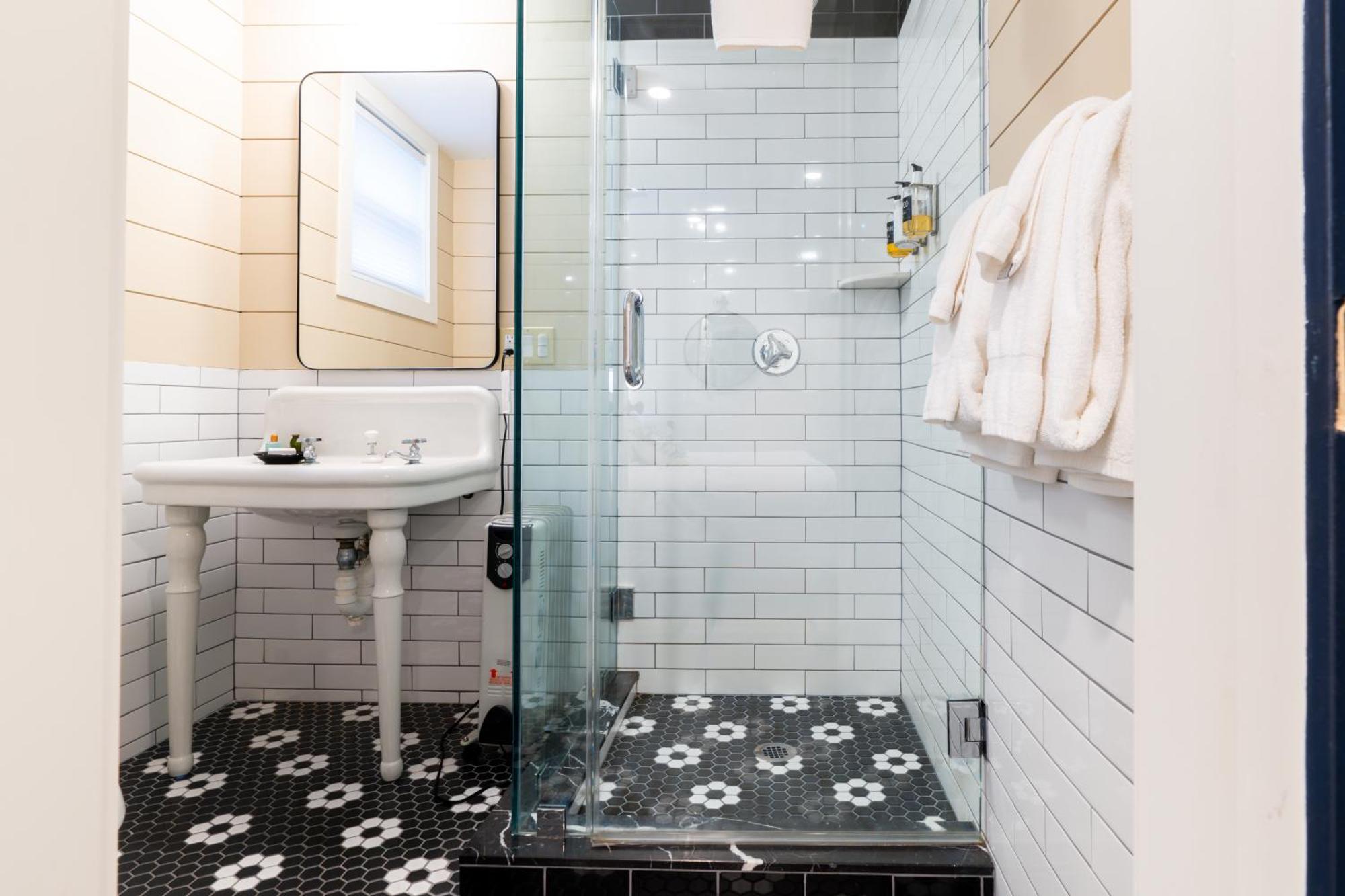 אוק בלאפס The Morgan Hotel Martha'S Vineyard מראה חיצוני תמונה